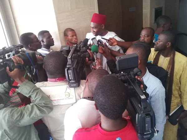 Abdouraman Hamadou : « le Pr Owona (…) devant le TAS me reconnaît comme le « Représentant d&rsquo;Etoile Filante »