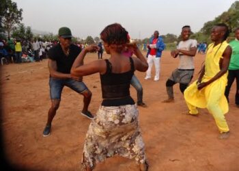 Idris Carlos Kameni : « J’exhorte les petits frères à bosser très dur pour prendre la relève »