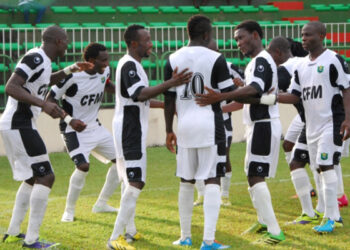Amical : Les Lions terminent la peur au ventre