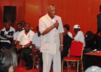 Augustin Edjoa : « Le Mfoundi pleure ; le football est ailleurs »