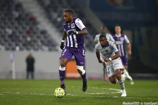 Kana-Biyik: Aussitôt arrivé, aussitôt blessé