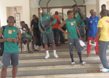 Coulisses : les Lions contraints de changer de bus