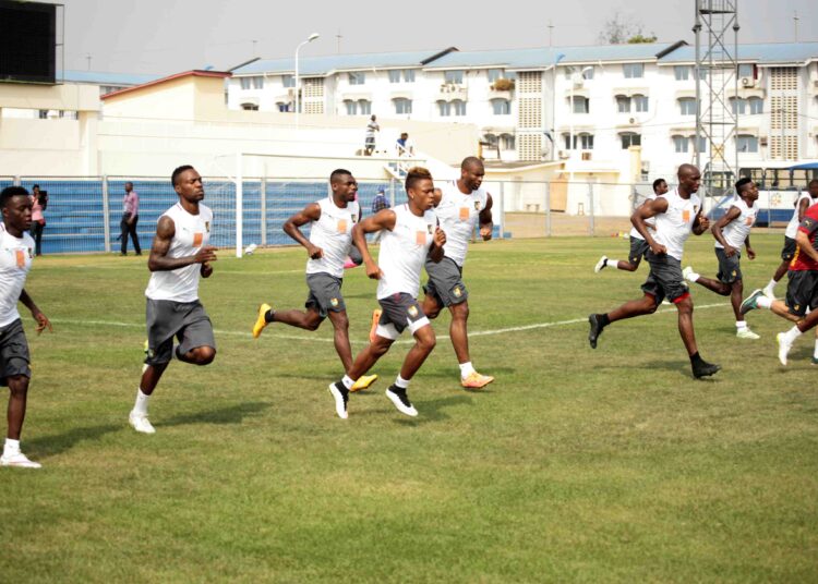 Vendredi des Lions : entrainement à huis clos et conférence de presse