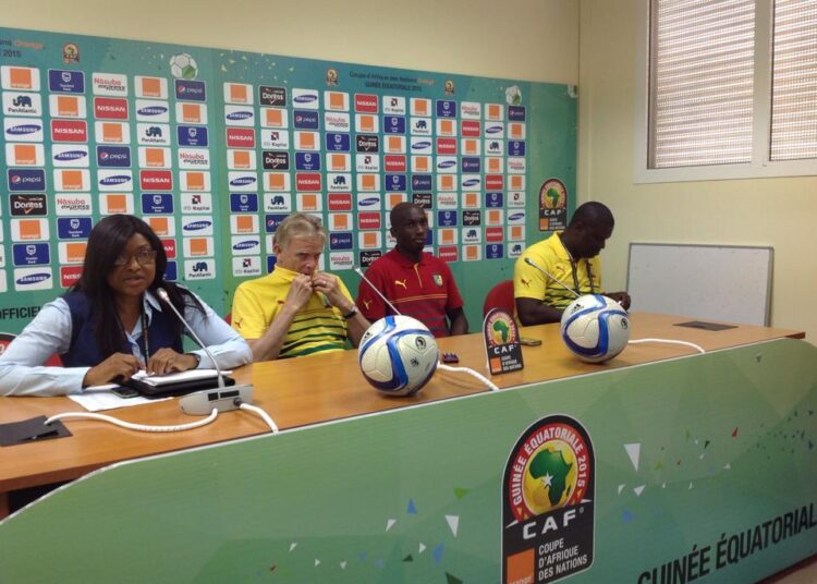 Cameroun-Guinée : Stéphane Mbia jouera au milieu