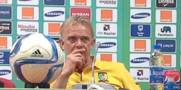 Volker Finke : «C’est moi qui décide de qui va jouer»