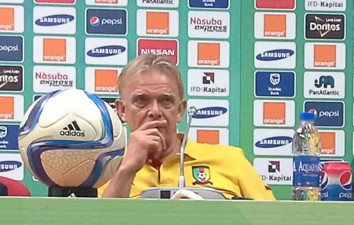 Volker Finke : «C’est moi qui décide de qui va jouer»