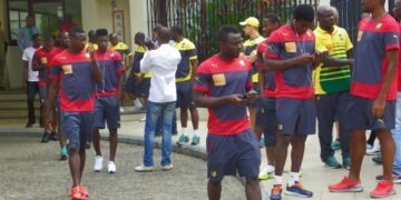 Avant match CMR – CI : la balade des lions en vidéo