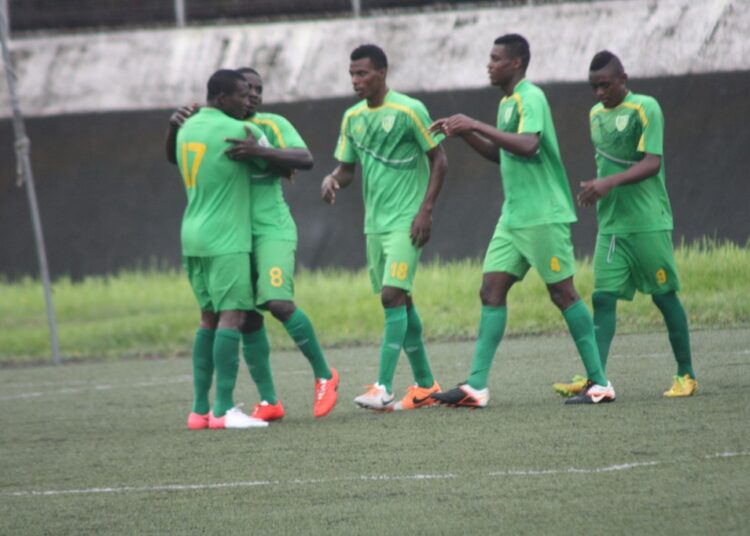 Ligue 1 : Astres bat UMS