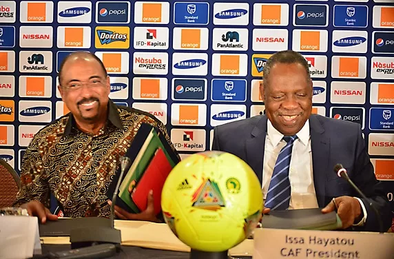 Cameroun : Issa Hayatou honoré par ONU/SIDA