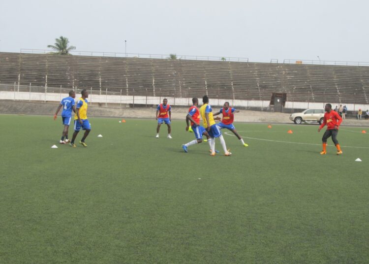 Caf : Rayon Sports à Douala en toute sérénité