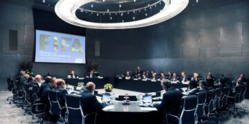Comité de normalisation: mandat prolongé de six mois