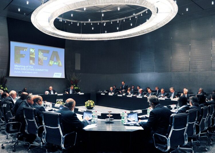 Comité de normalisation: mandat prolongé de six mois