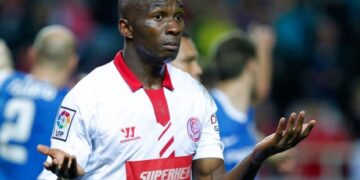 FC Séville : Mbia revient de Thaïlande et file à l’infirmerie