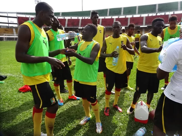 Lions Espoirs: Moustiques, promicuisté  ont failli décimer l’équipe