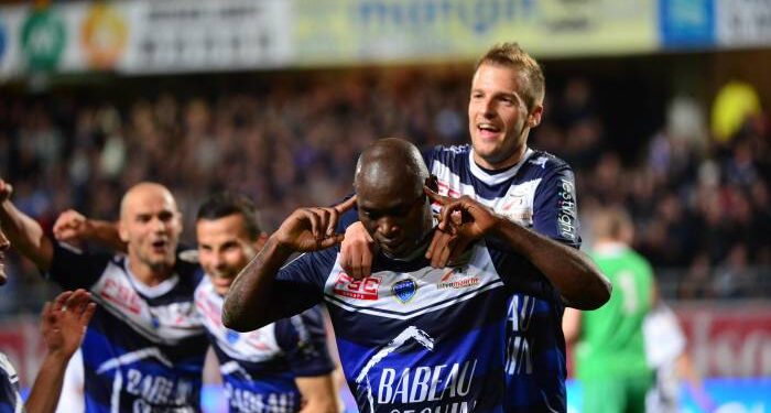 L2 : Bienvenu Ntsama marque et propulse Troyes en Ligue 1