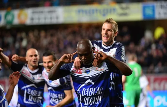 L2 : Bienvenu Ntsama marque et propulse Troyes en Ligue 1