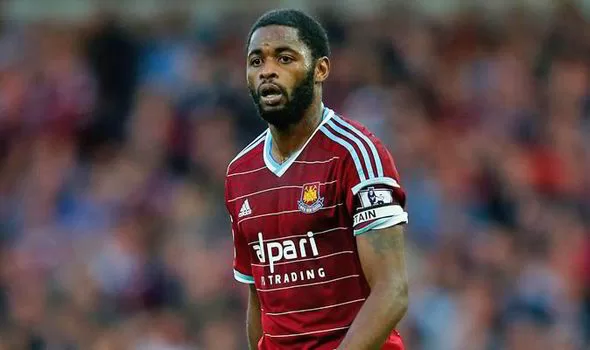 Angleterre : West Ham revient à la raison sans Alex Song
