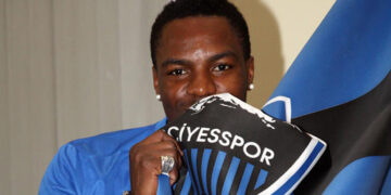 Kayseri : Mandjeck mis à l’étroit. Pour avoir choisi les Lions?