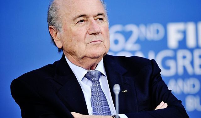 La presse Suisse réclame la démission de Blatter