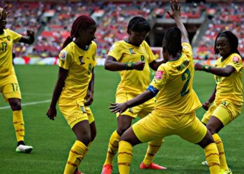 Lionnes : Eto&rsquo;o félicite, Mboma encourage