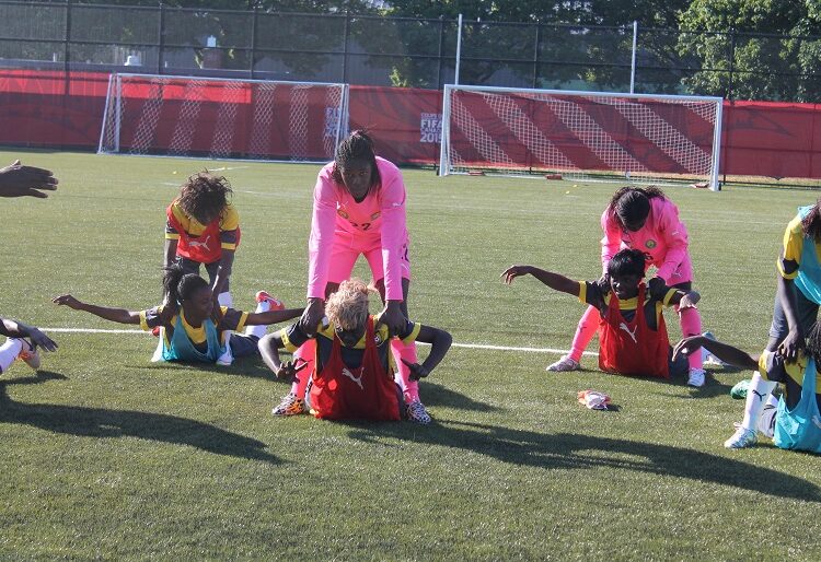 [Photos] JAP-CAM : tactique et encouragements au Wolfson West ground