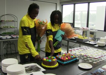 Edmonton : Entraînements et anniversaires en attendant la Chine