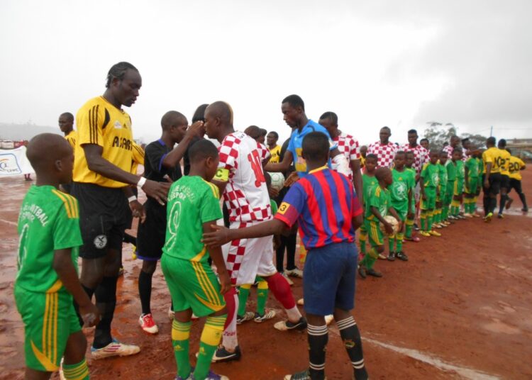 Ligue 2 : Aigle sort ses griffes contre Racing (2-1)