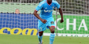 Séville saute sur Nkoulou, Lyon s&rsquo;accroche