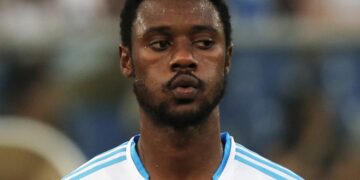 Mercato : Aulas ne lache pas Nkoulou