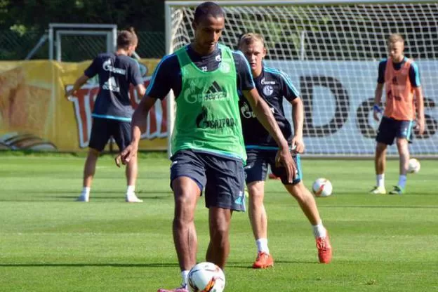 Mercato : Newcastle insiste pour Joël Matip