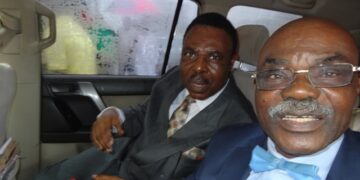 Fécafoot : qui veut déstabiliser Joseph Owona ?