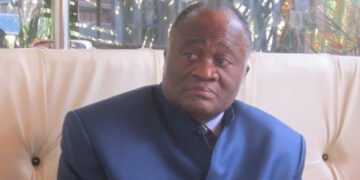 Un rapport financier de la gestion de J. Owona exigé