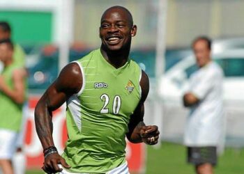 Emana s&rsquo;entraîne avec Nastic, un club de D3 espagnole