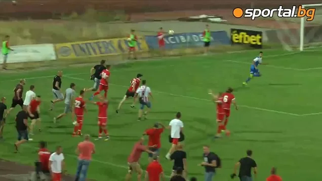 [Vidéo Insolite] Une équipe israélienne chassée du terrain !