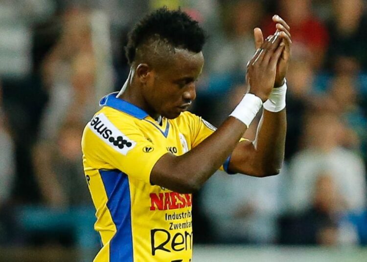 C1 : Aboubakar Oumarou et le Partizan dos au mur