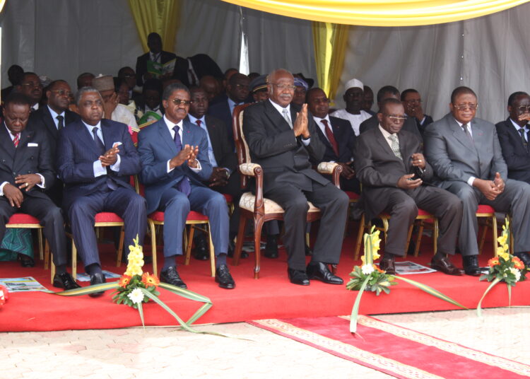 Philémon Yang instruit le prélèvement de 16.5% sur les primes