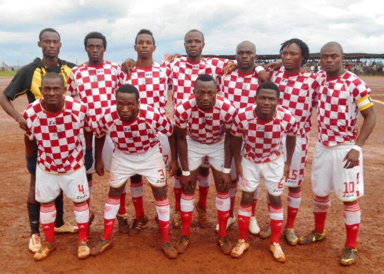 Ligue 2: Racing et Aigle valident leur ticket pour la Ligue 1