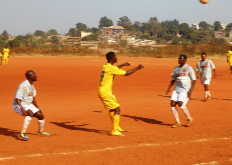 Aigle bat de l’aile, Panthère sort des griffes ; Racing désunit Unisport