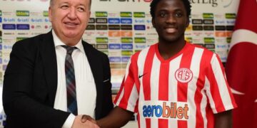 Transfert : Lionel Enguené signe à Antalyaspor !