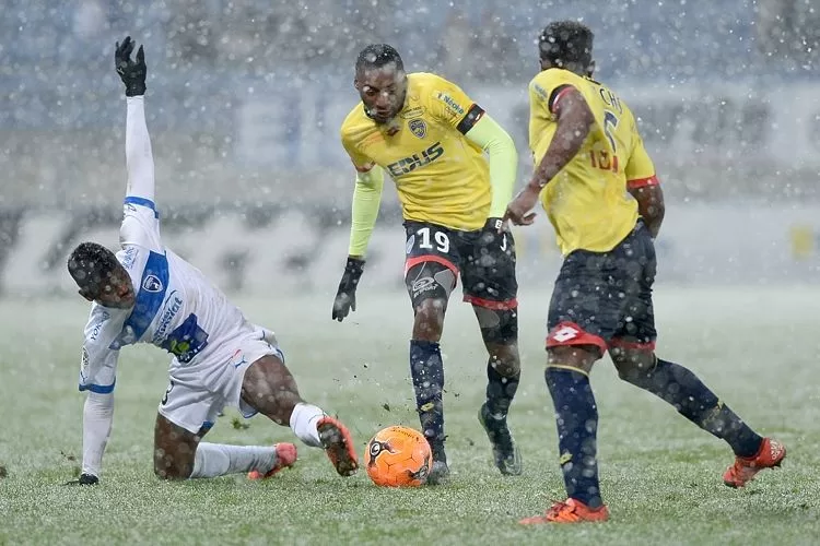 France : malheureux en L2, Teikeu se rachète en coupe