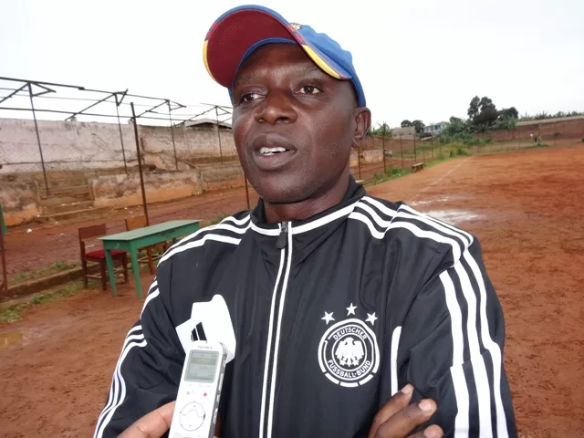 Sélection U-17: Bertin Ebwelle sur un volcan en ébullition