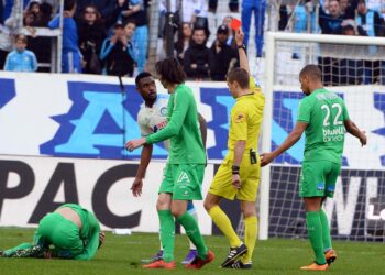 L1 : Nkoulou voit rouge, Assou-Ekotto réapparaît