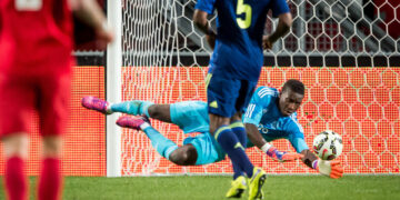 Pays-Bas : André Onana, taille patron à l’Ajax B
