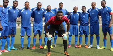 Ligue 1: New Stars et Union au coude à coude