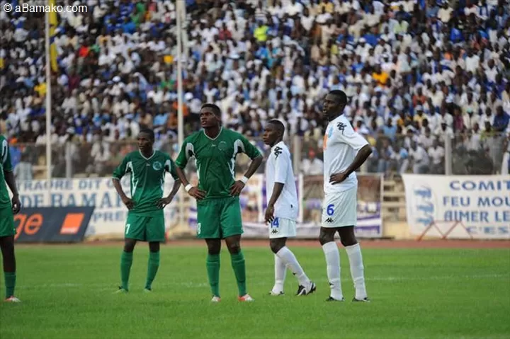 LDC : Coton gagne et prend la porte de la sortie