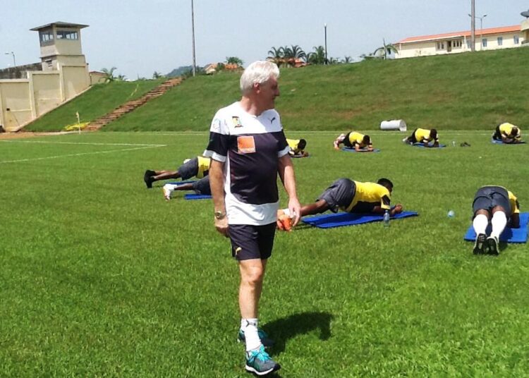 Cameroun-Afrique du Sud: un match-test piège pour Hugo Broos