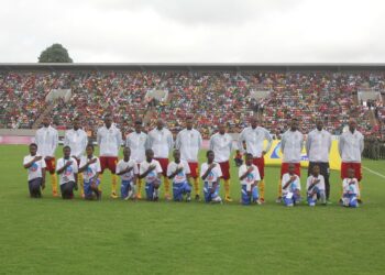 Lions Indomptables: Hugo Broos va faire tourner