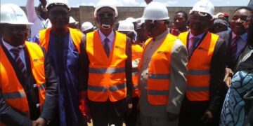 Infrastructures : pose de la première pierre à Bamenda