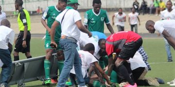 Ligue 1:  Choc et perte de connaissance en plein  match