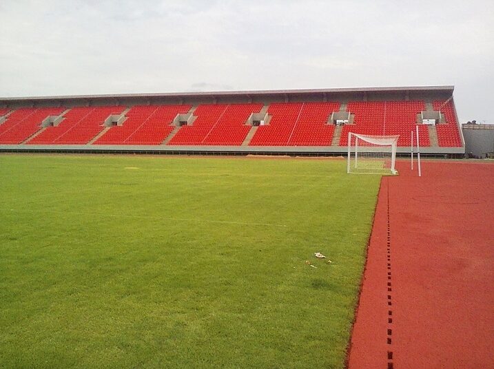 [Images] Le stade de Kouékong affiche fière allure